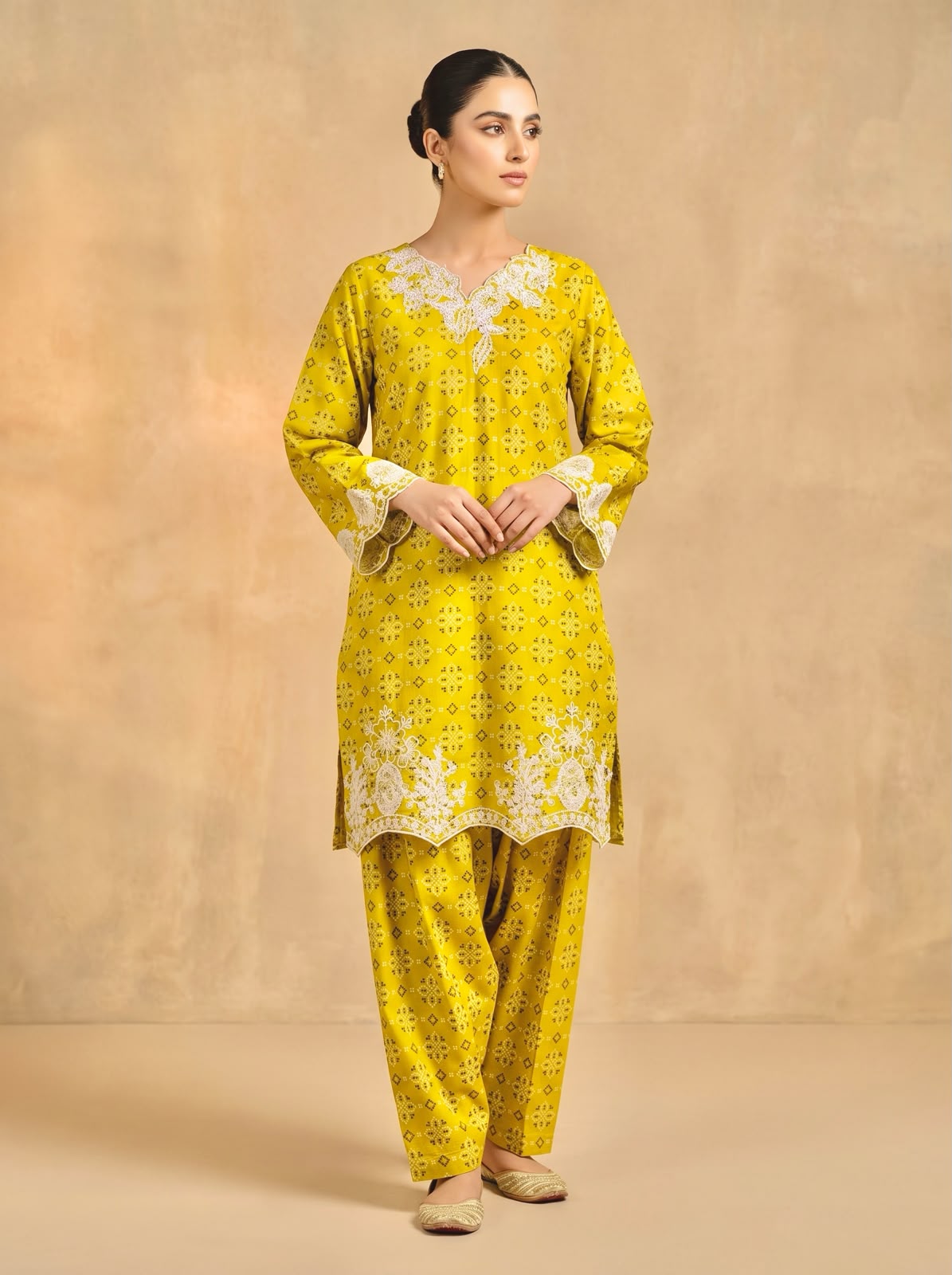 Chunri Blossom RB-02